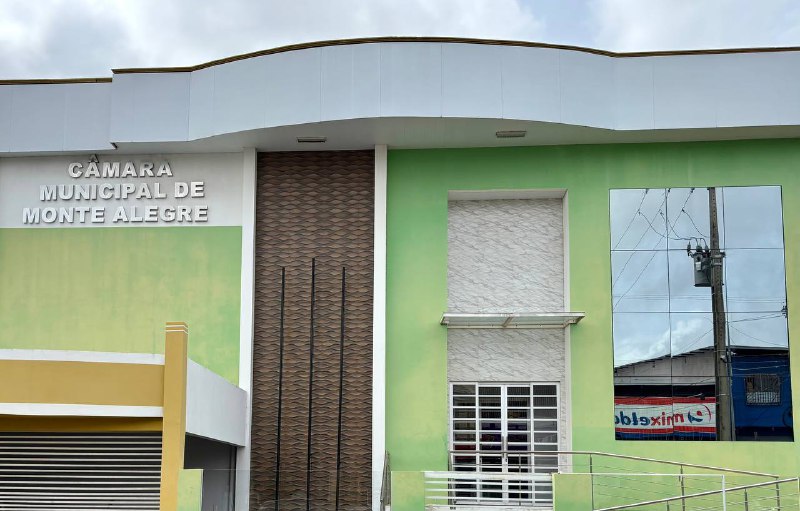Cerimônia de posse do prefeito, vice-prefeito e dos vereadores que integrarão a nova Câmara Municipal de Monte Alegre.